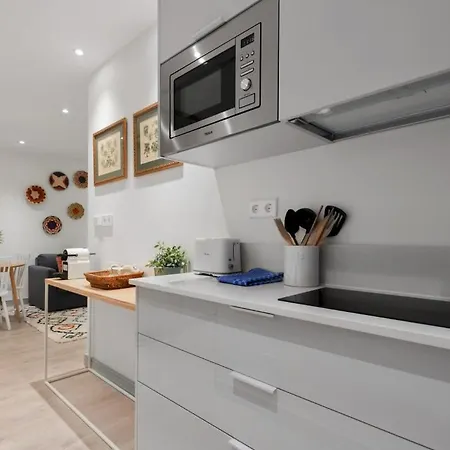 2 Bedrooms 1 Bathroom Furnished - Justicia - Executive Style - Mintystay Madrid Exterior photo