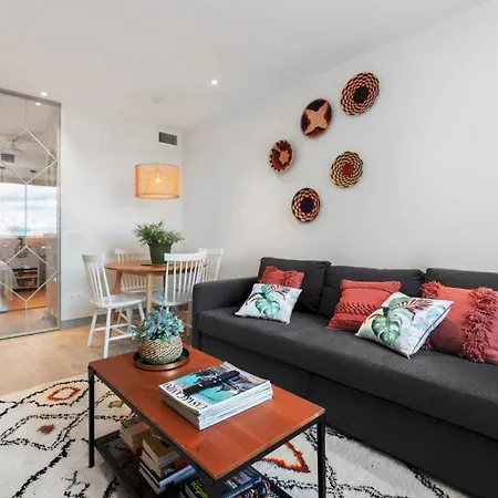 2 Bedrooms 1 Bathroom Furnished - Justicia - Executive Style - Mintystay Madrid Exterior photo
