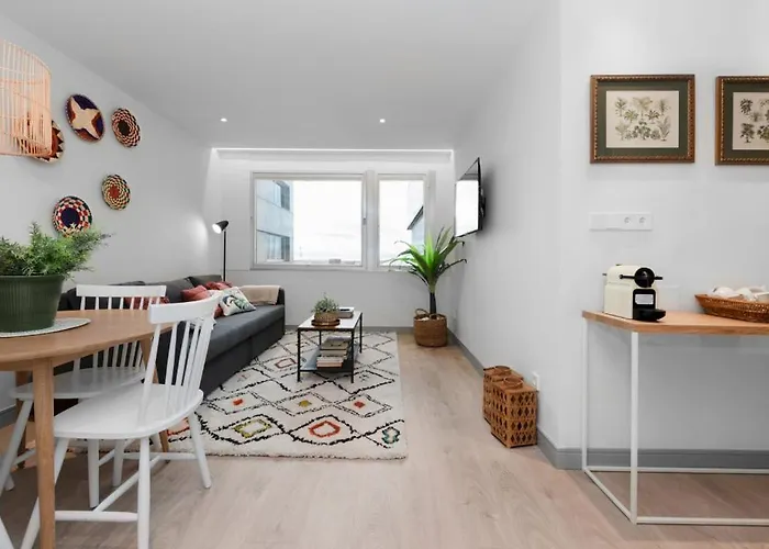 2 Bedrooms 1 Bathroom Furnished - Justicia - Executive Style - Mintystay
